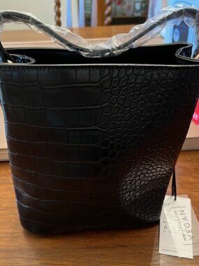 AOTA Crossbody Handbag Croc Bucket Purse Rachel Zoe Elena Black NWT Vegan Bucket